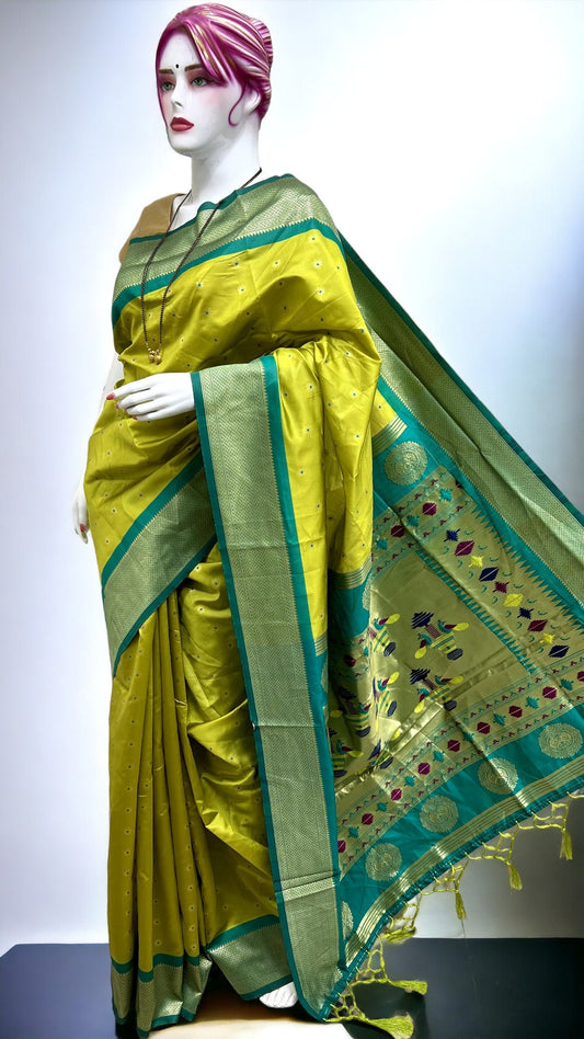 Priya Kadiyal Paithani