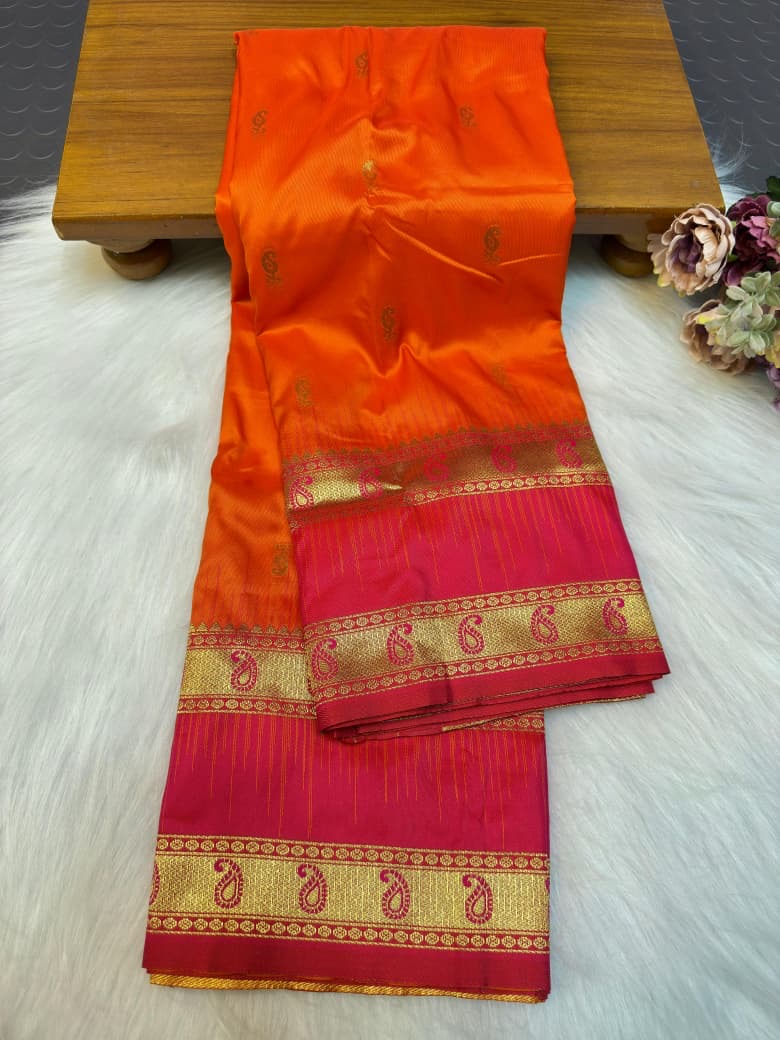 Mugdha Gadwal Border Paithani