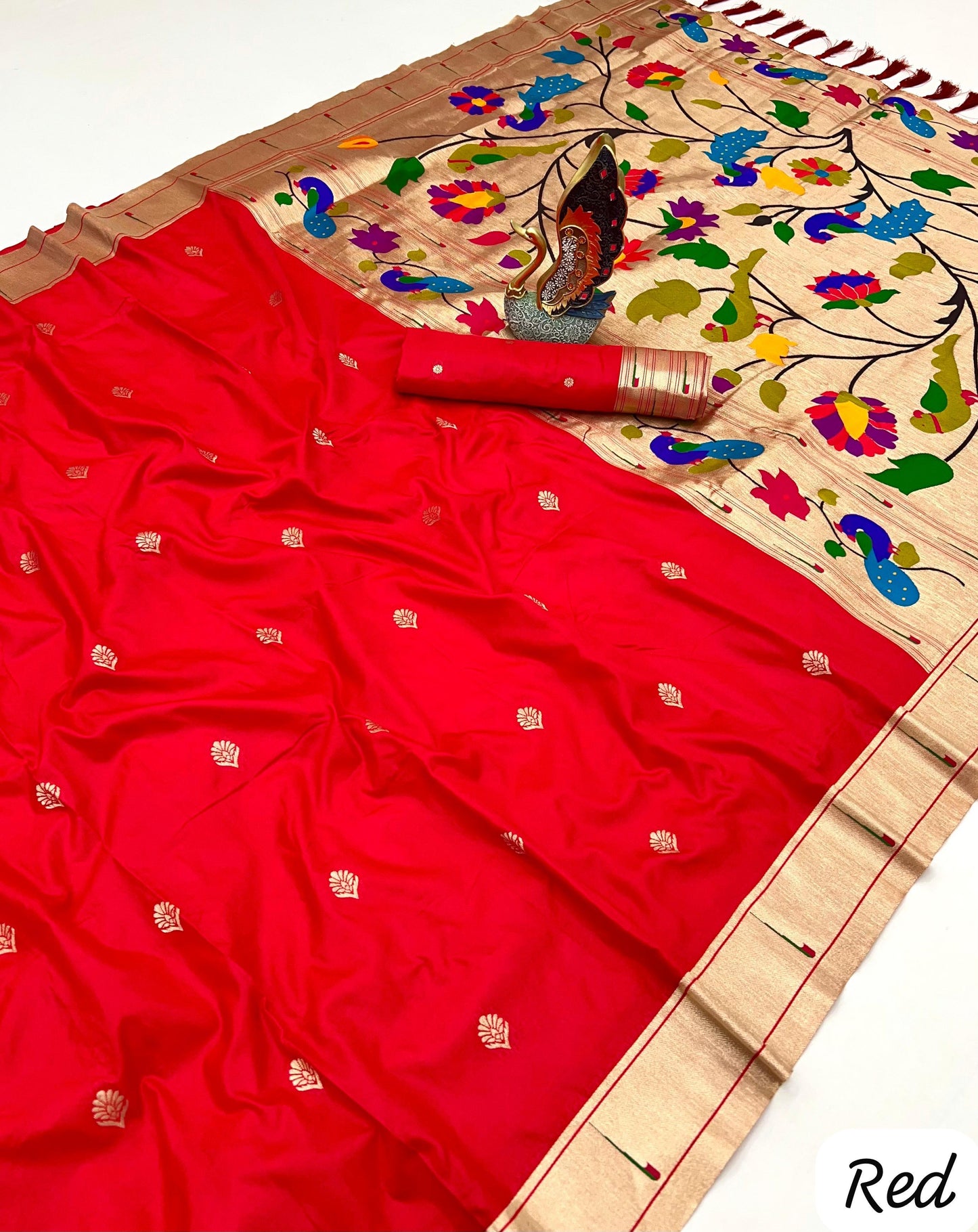 Fancy Muniya Paithani