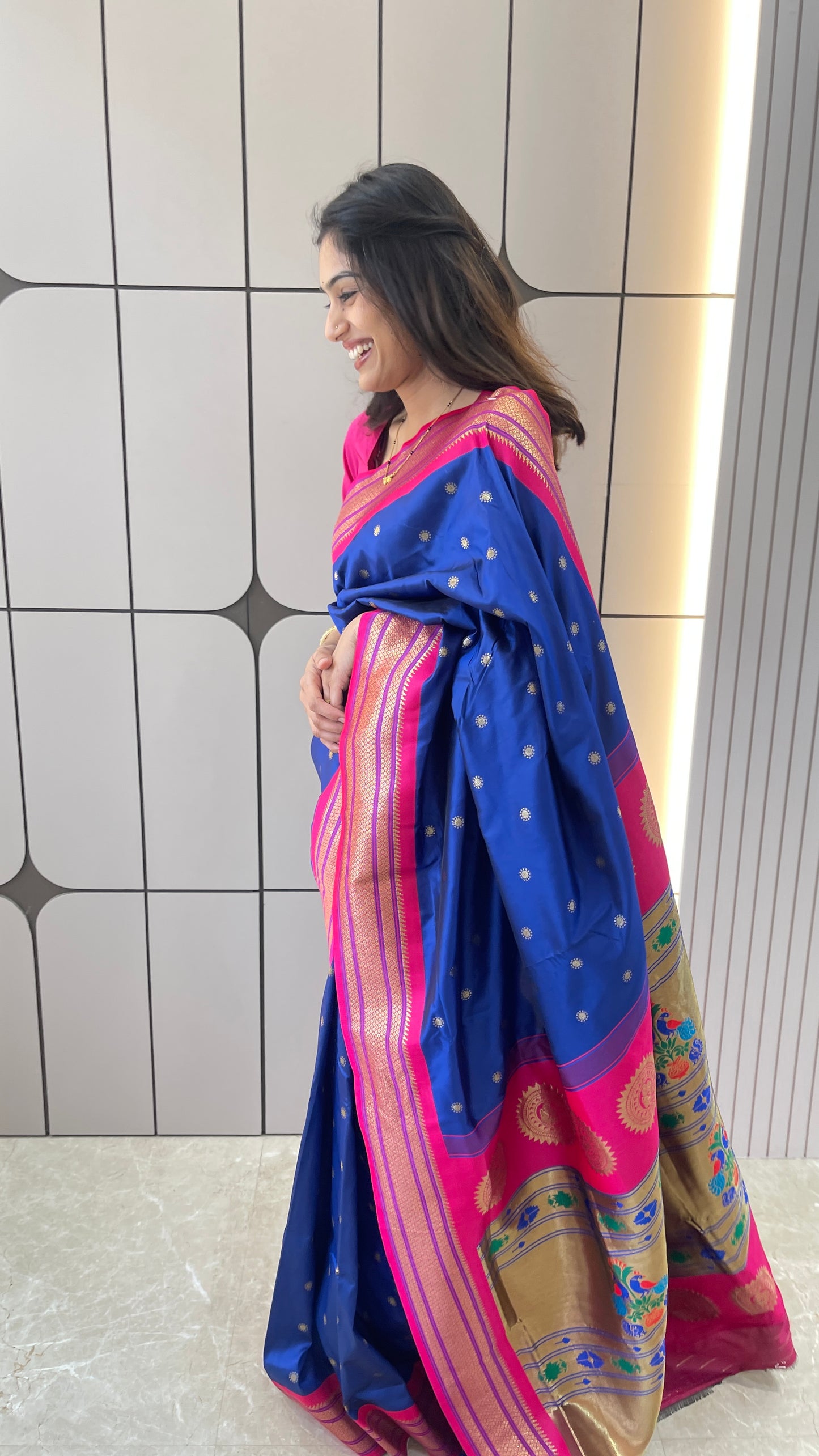 MAHARANI01 BLACK PAITHANI