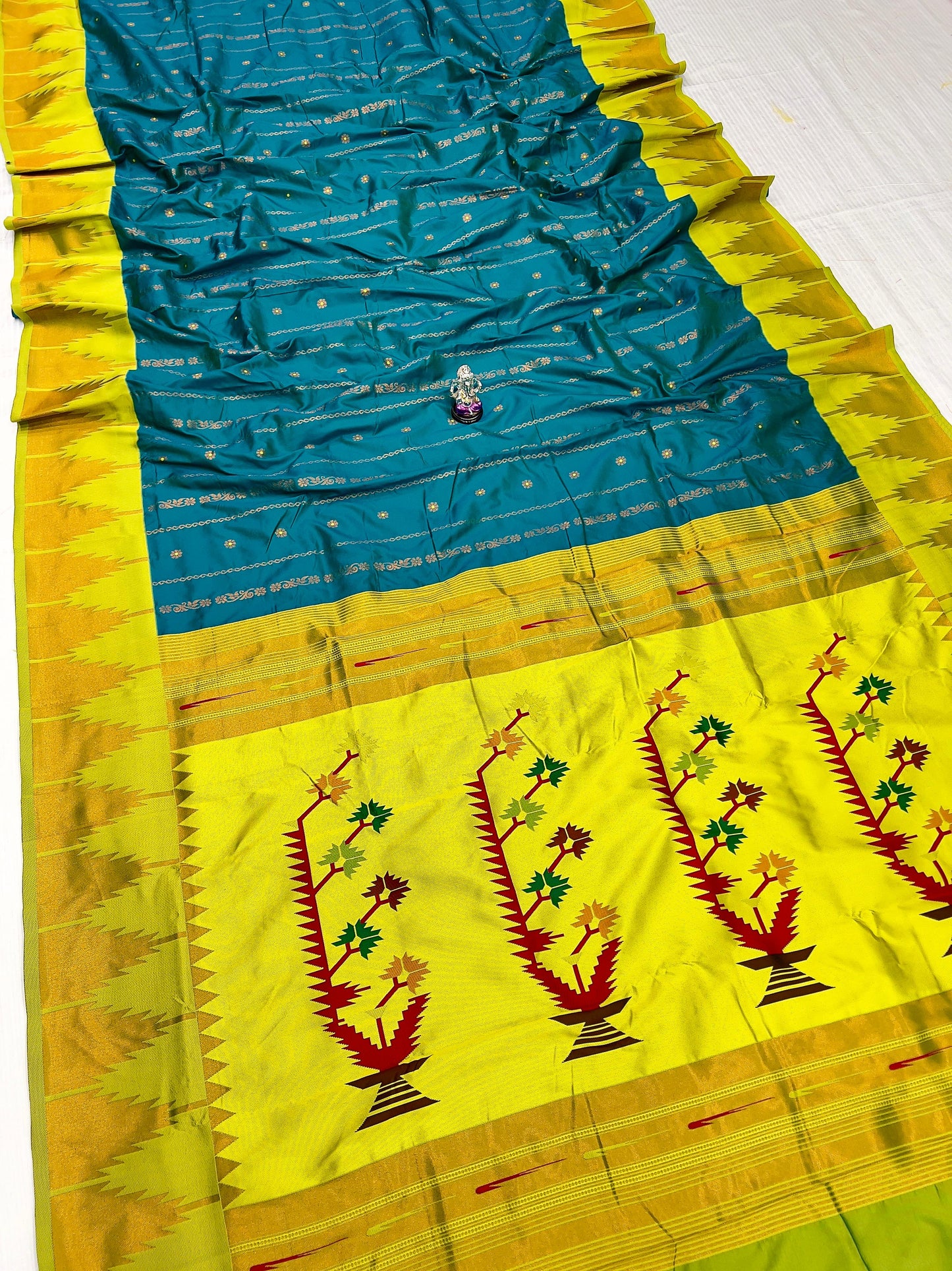 Temple Border Border