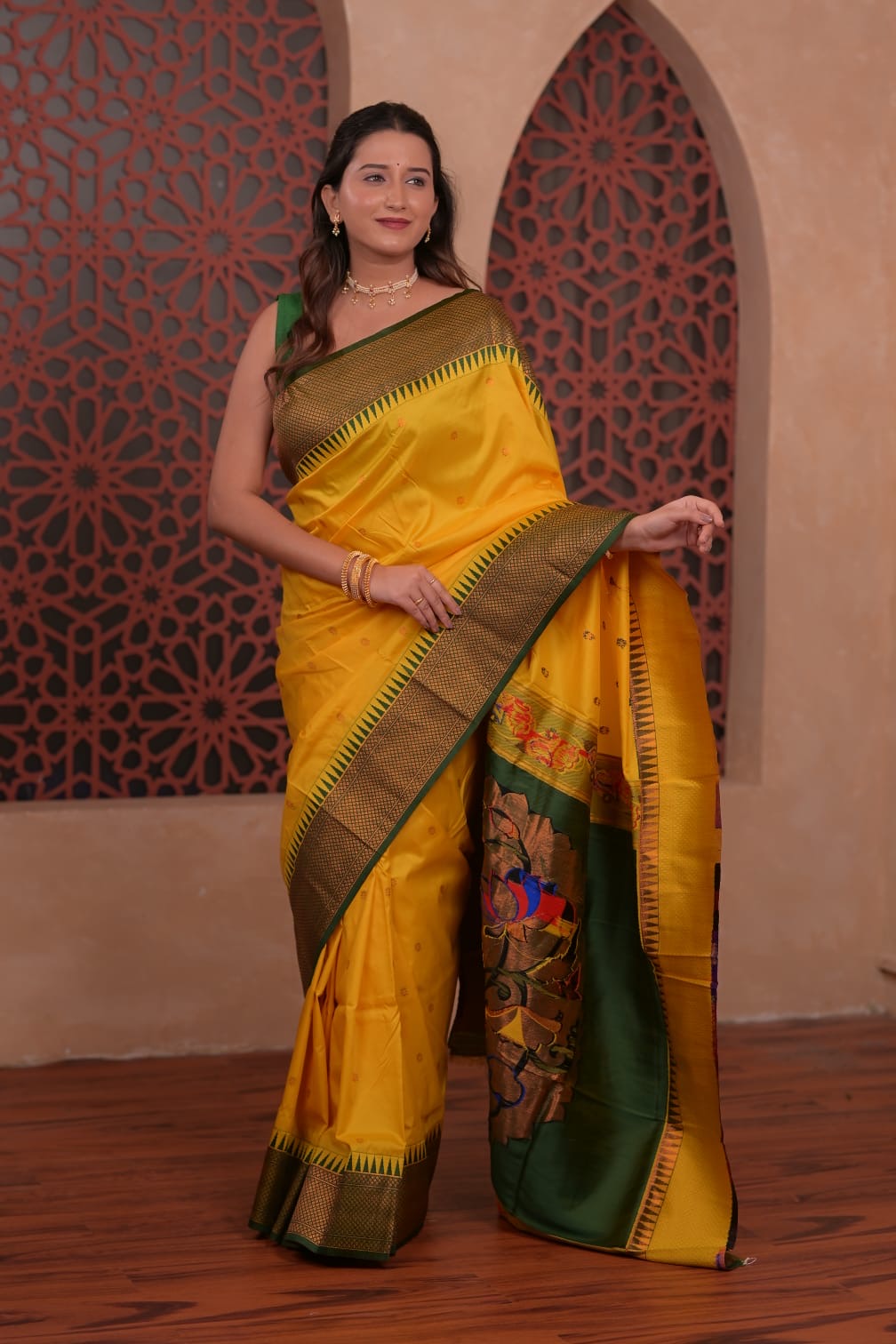 SKP17 - Samruddhi kadiyal Paithani