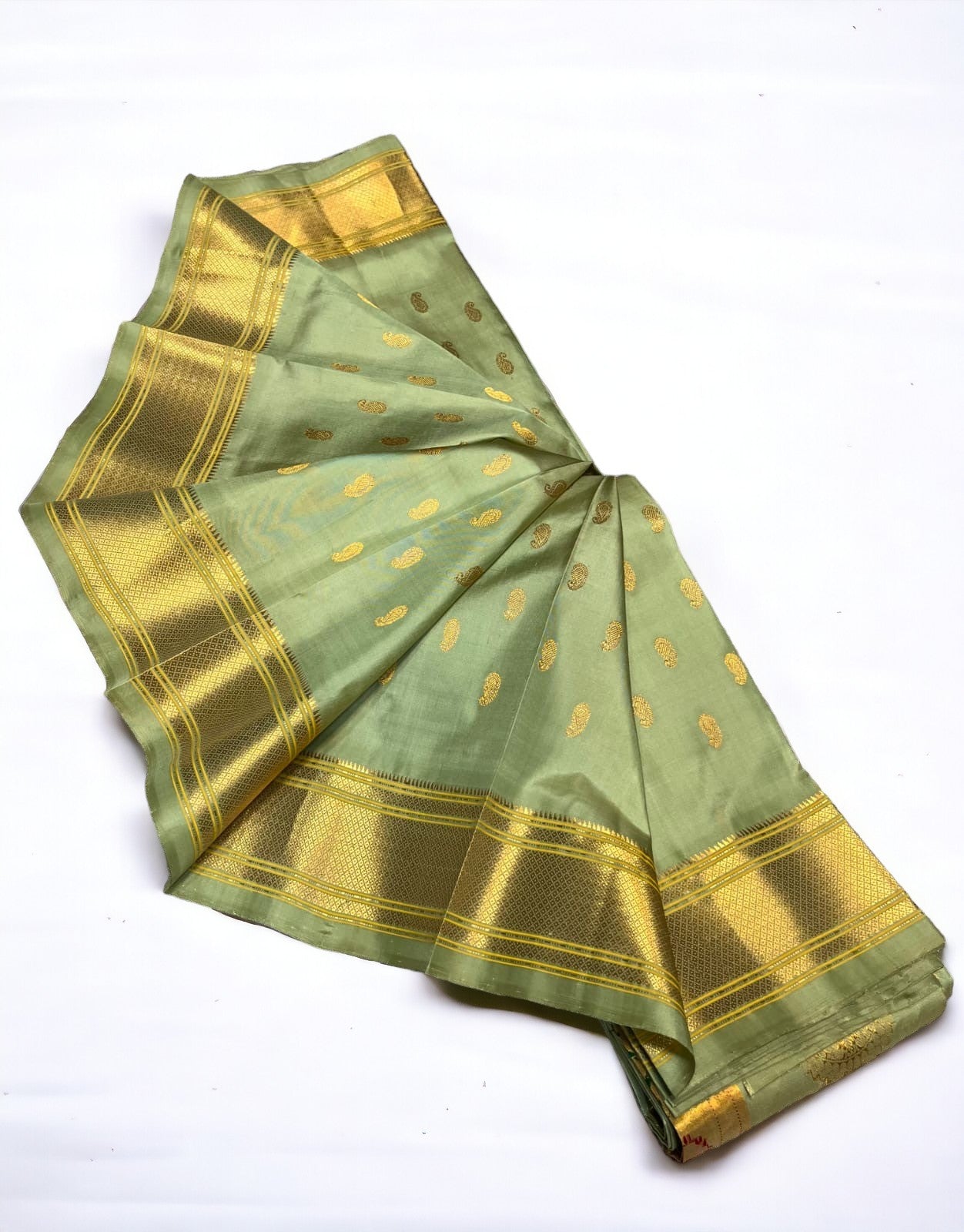 Pure Silk Handloom Kalalnjali Paithani