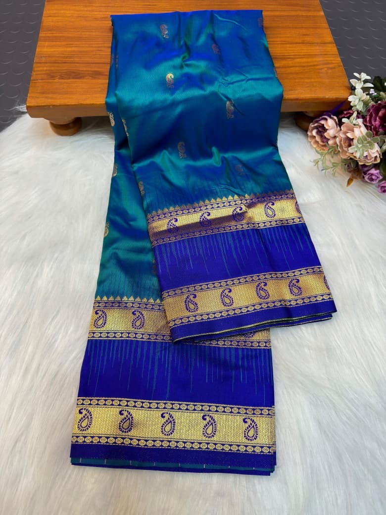 Mugdha Gadwal Border Paithani