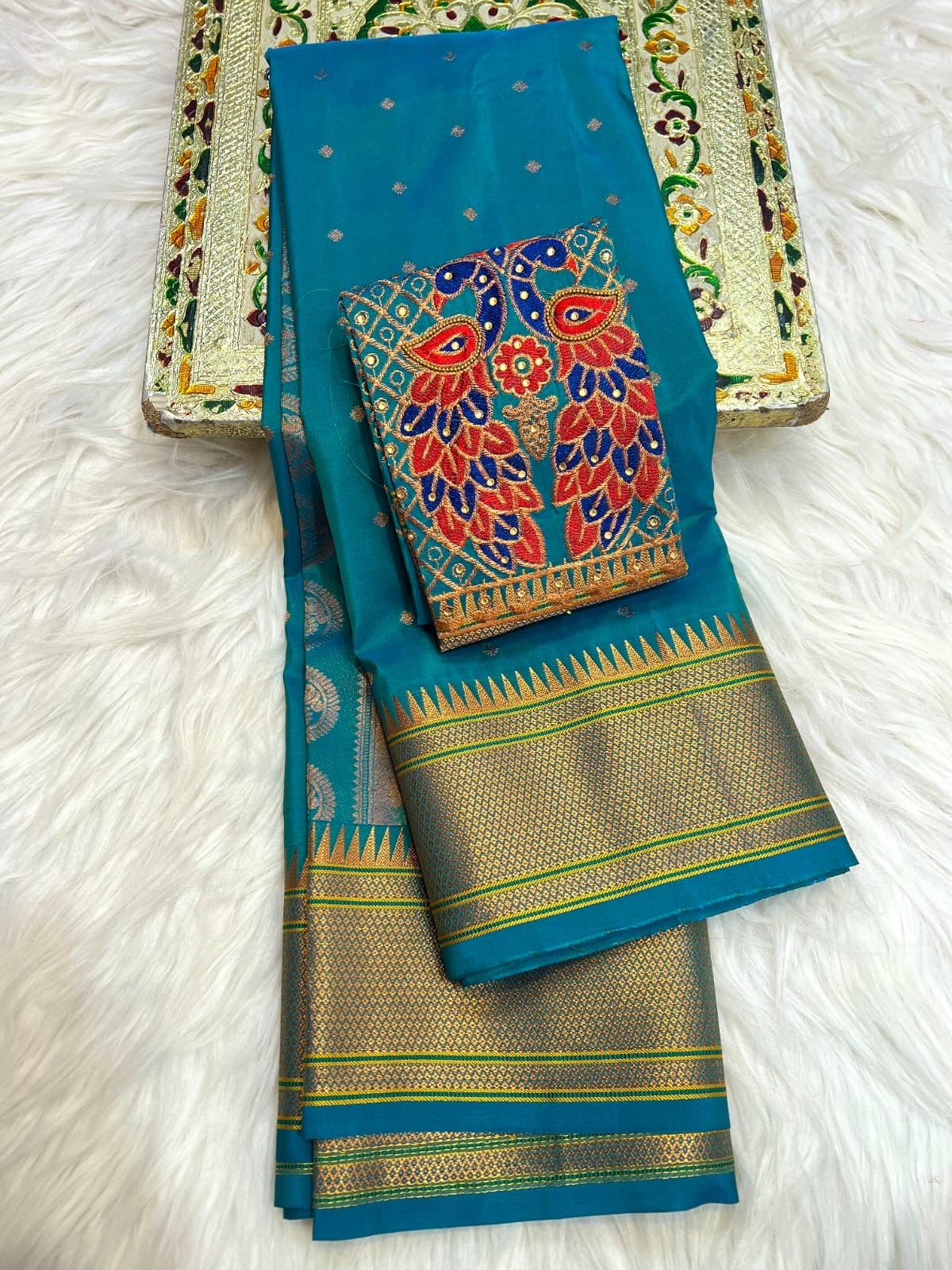 AARI WORK KALANJALI PAITHANI