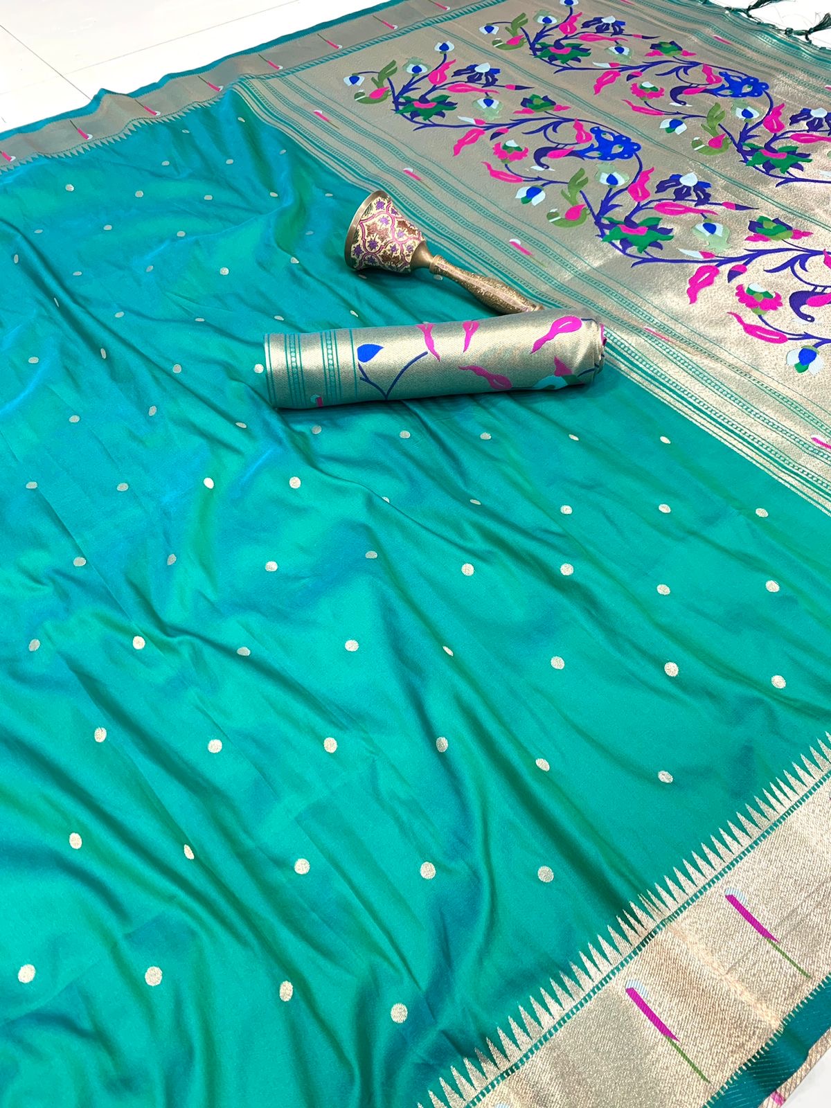 SMP19 - Muniya Paithani