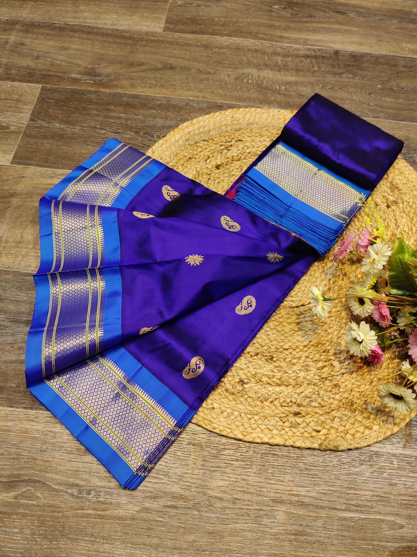 Pure Silk Handloom Maharani Paithani