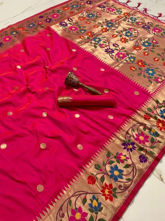 Brocade Border Paithani