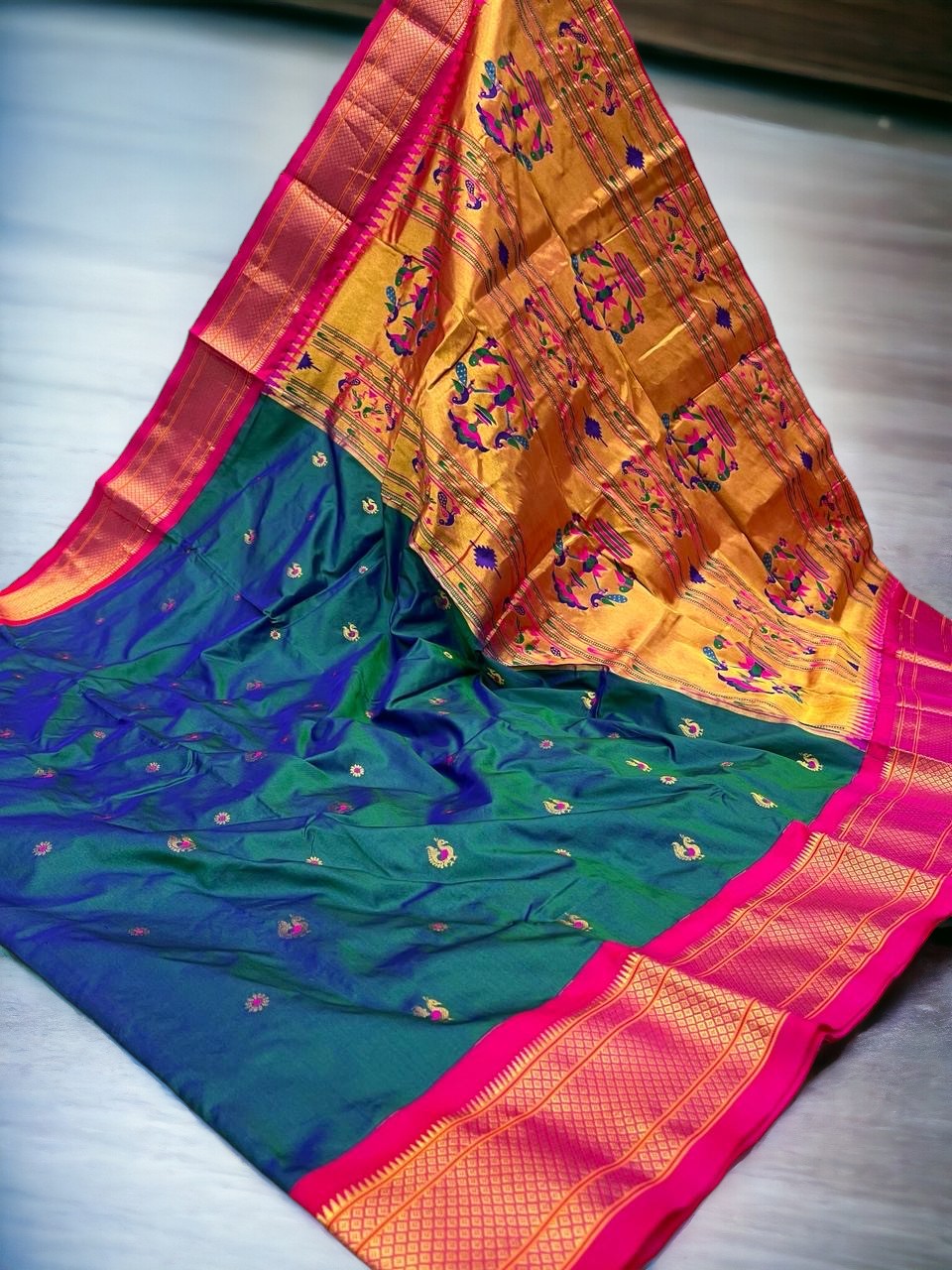 Pure Silk Kadiyal Paithani