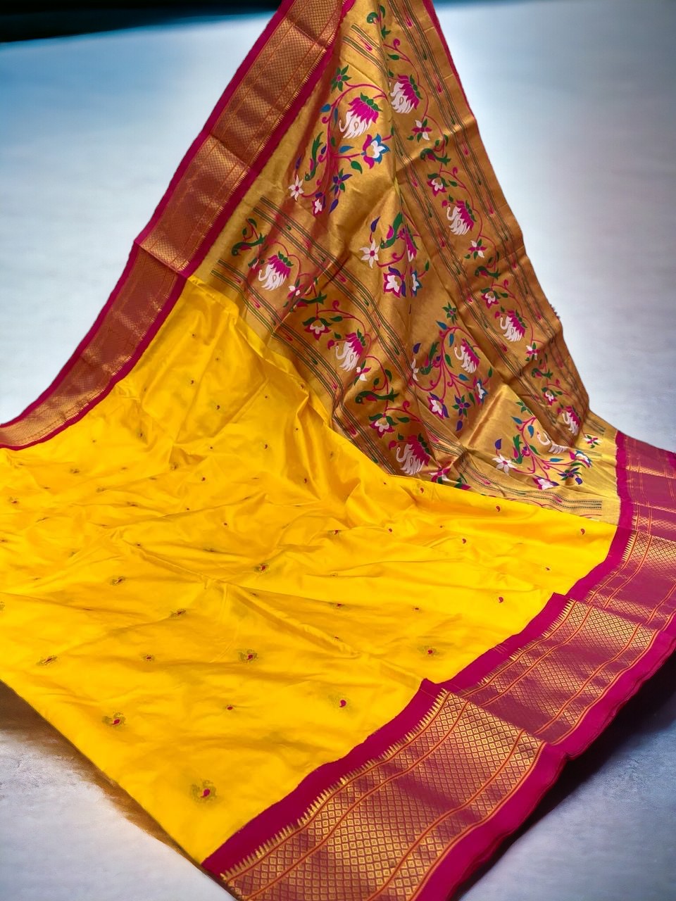 Pure Silk Kadiyal Paithani