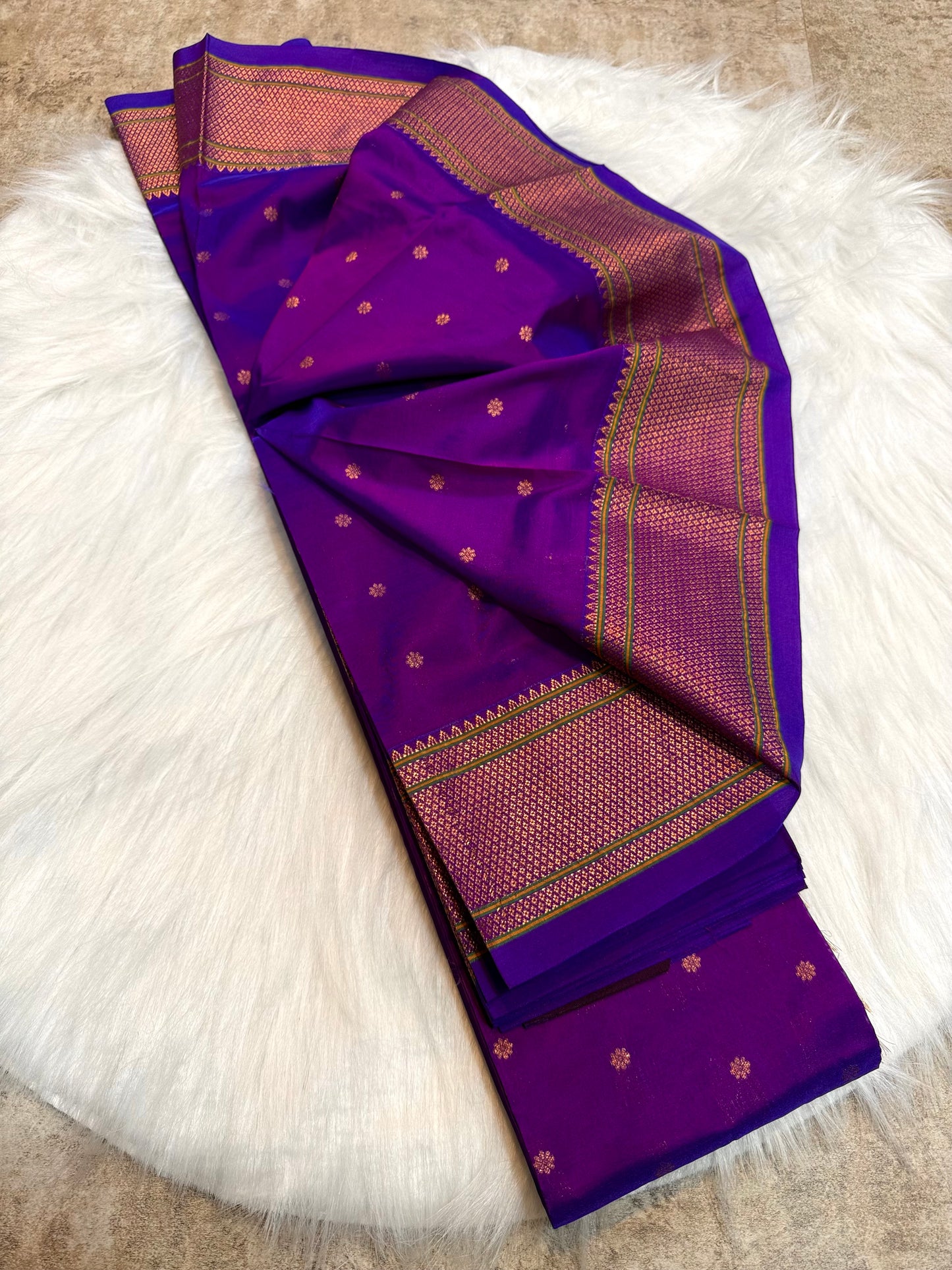 KL27 Kalanjali Paithani