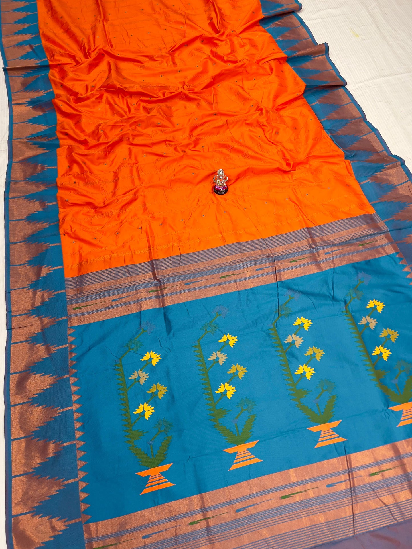 Temple Border Border