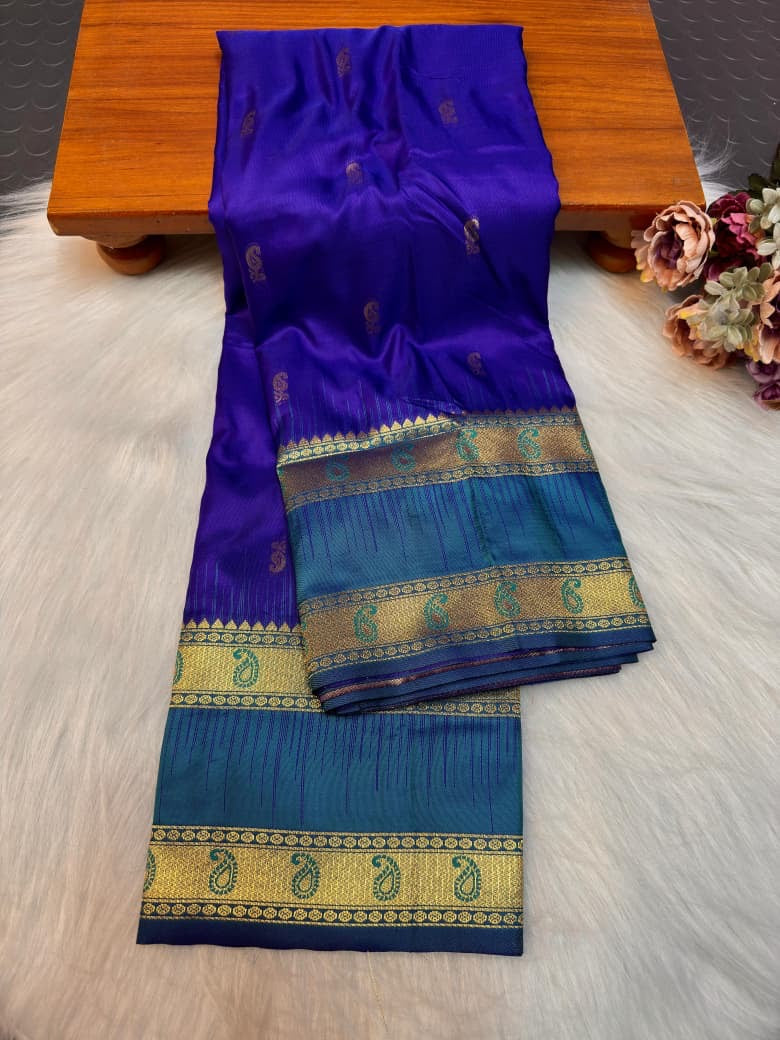 Mugdha Gadwal Border Paithani