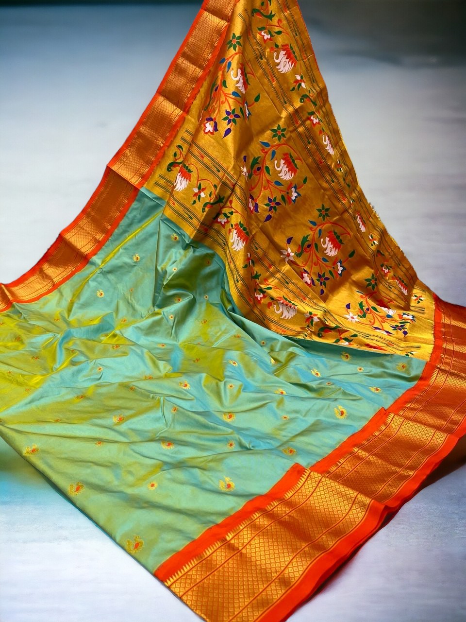 Pure Silk Kadiyal Paithani