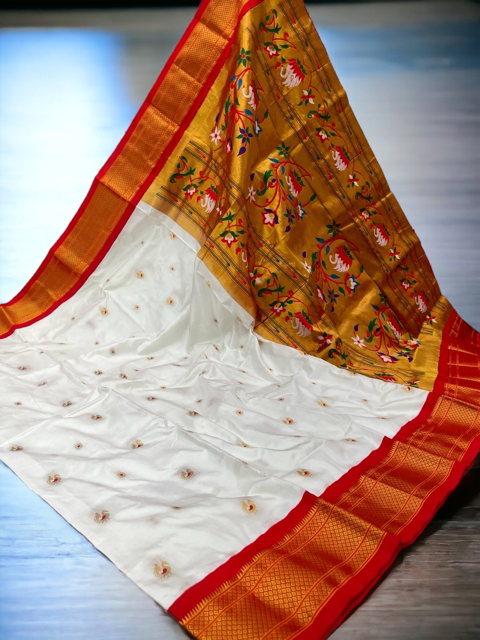 Pure Silk Kadiyal Paithani