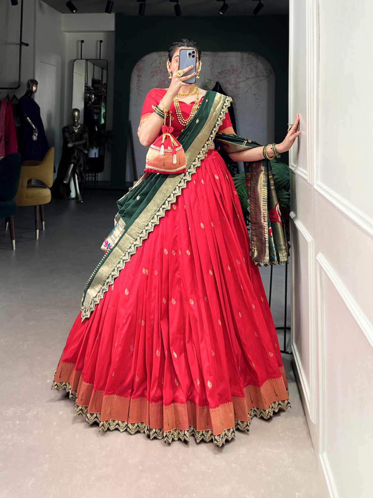 ZariSaaj - Paithani Lahenga