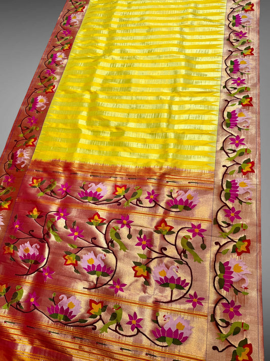 Pure Silk Handloom Swan Border Paithani