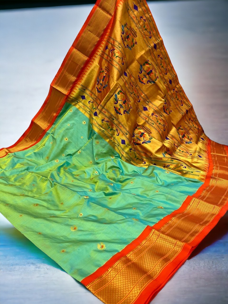 Pure Silk Kadiyal Paithani