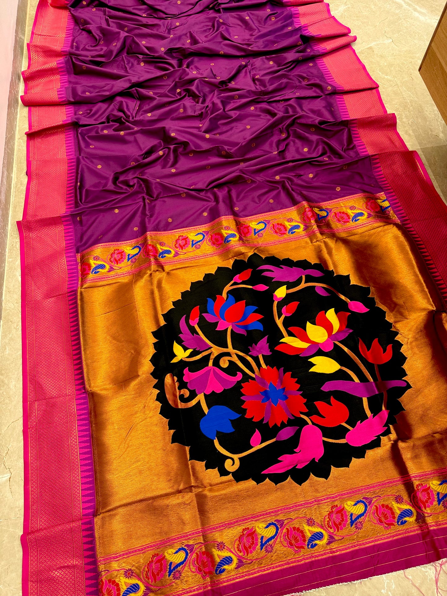 KP17 -  kadiyal Paithani