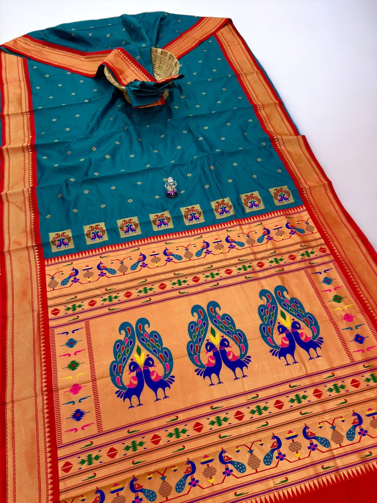 9 Yard Fancy Pallu Paithani