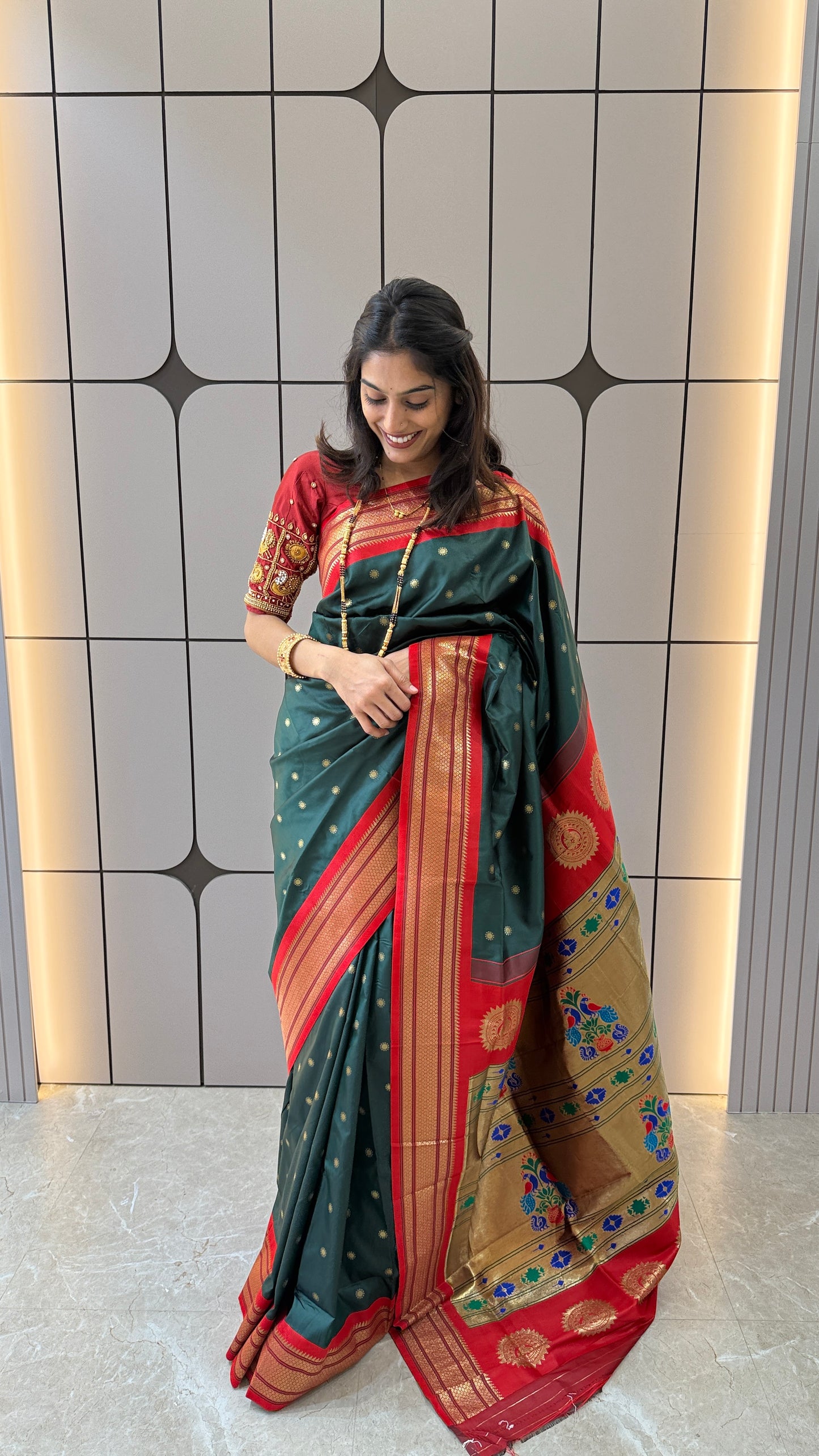 MAHARANI01 BLACK PAITHANI