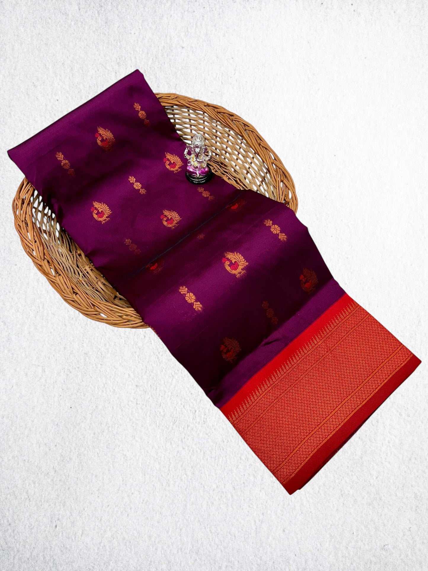 RTK01 - Rutuja Kadiyal Paithani