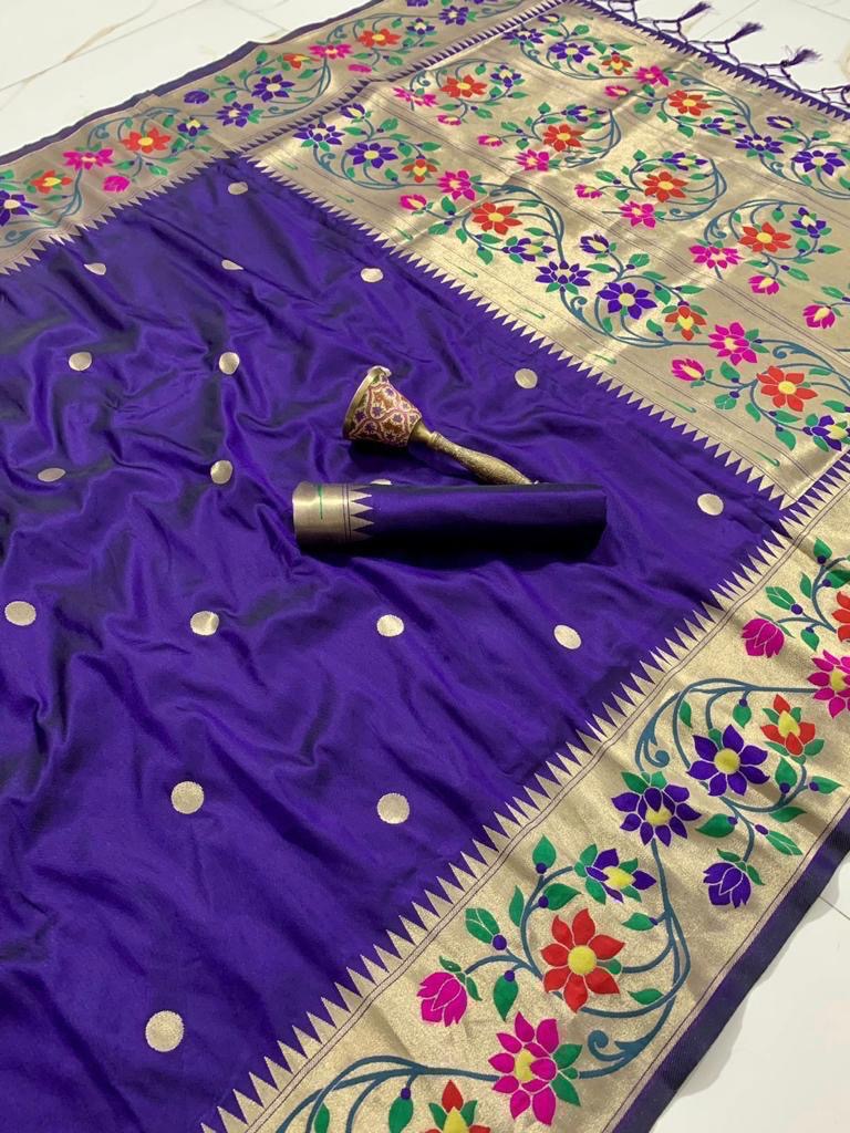 Brocade Border Paithani