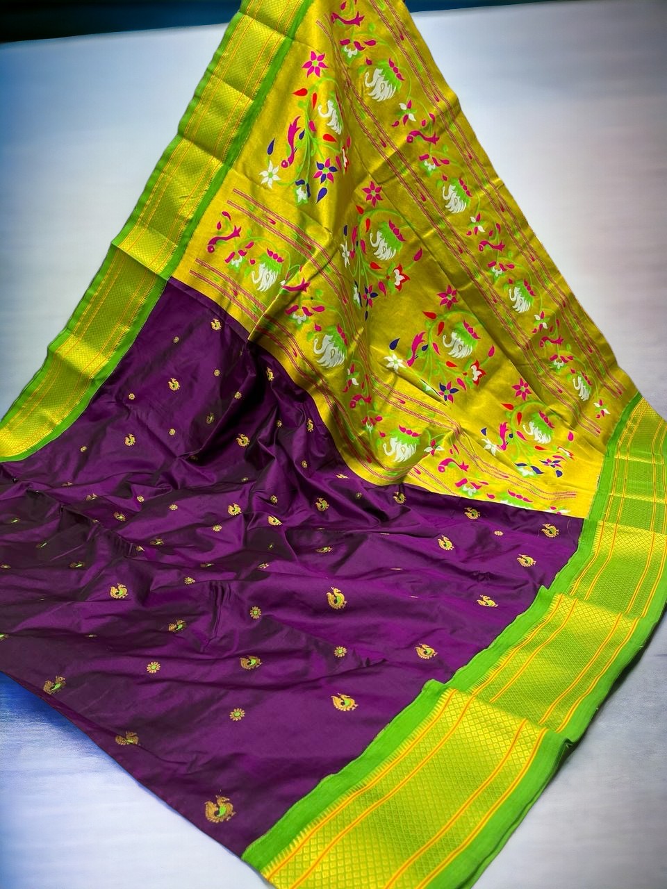 Pure Silk Kadiyal Paithani