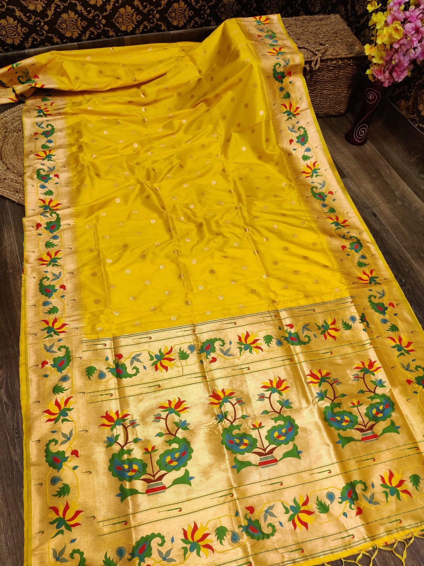 Banarasi Katan Silk Paithani