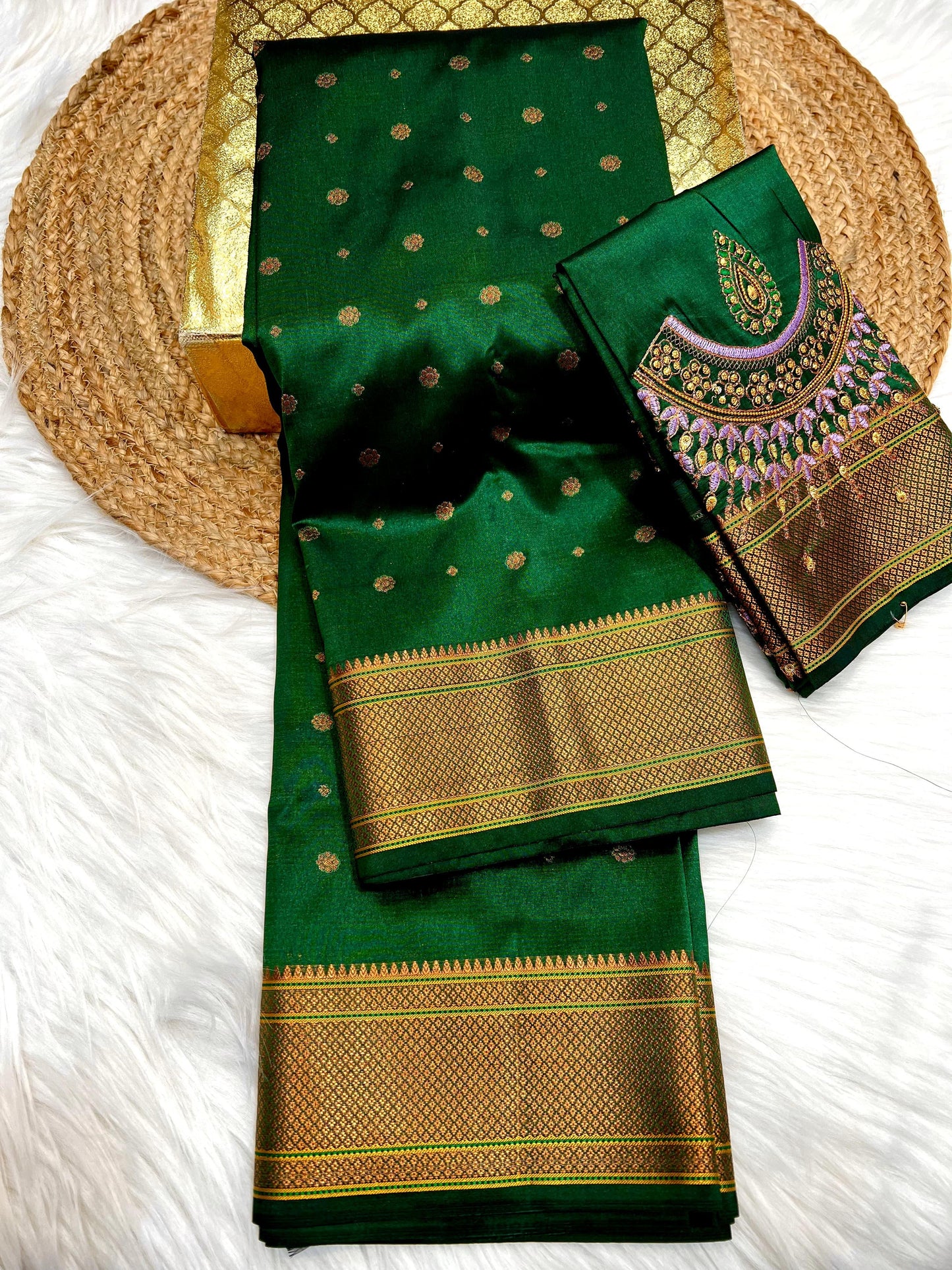 Tana Kalanjali Paithani