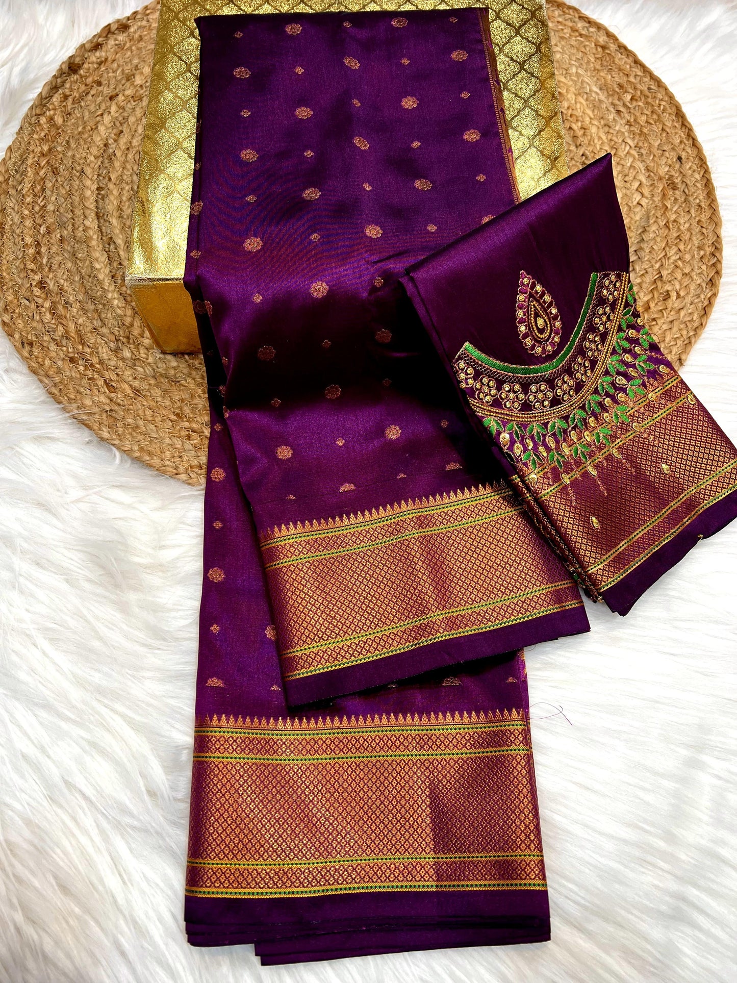 Tana Kalanjali Paithani