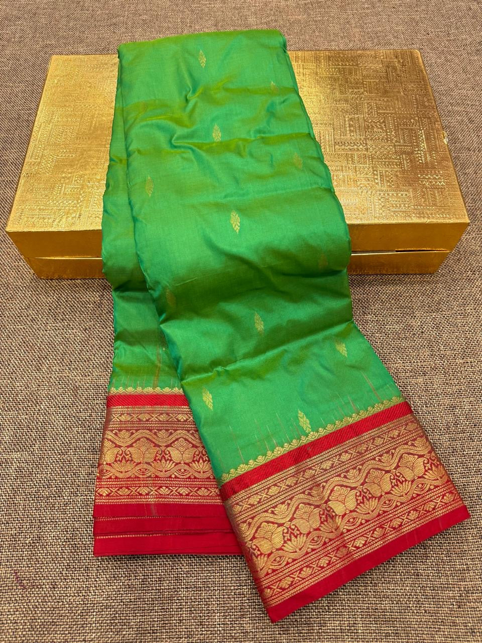 PSKM69 Pure Silk Kanjivaram Paithani