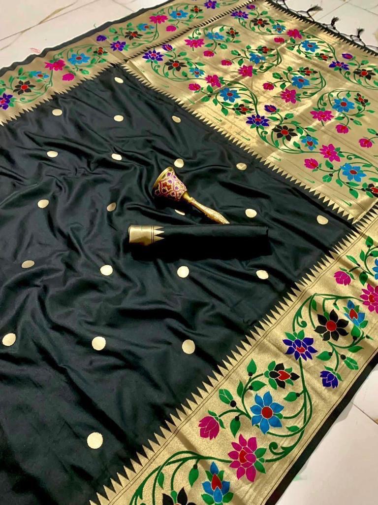 Brocade Border Paithani