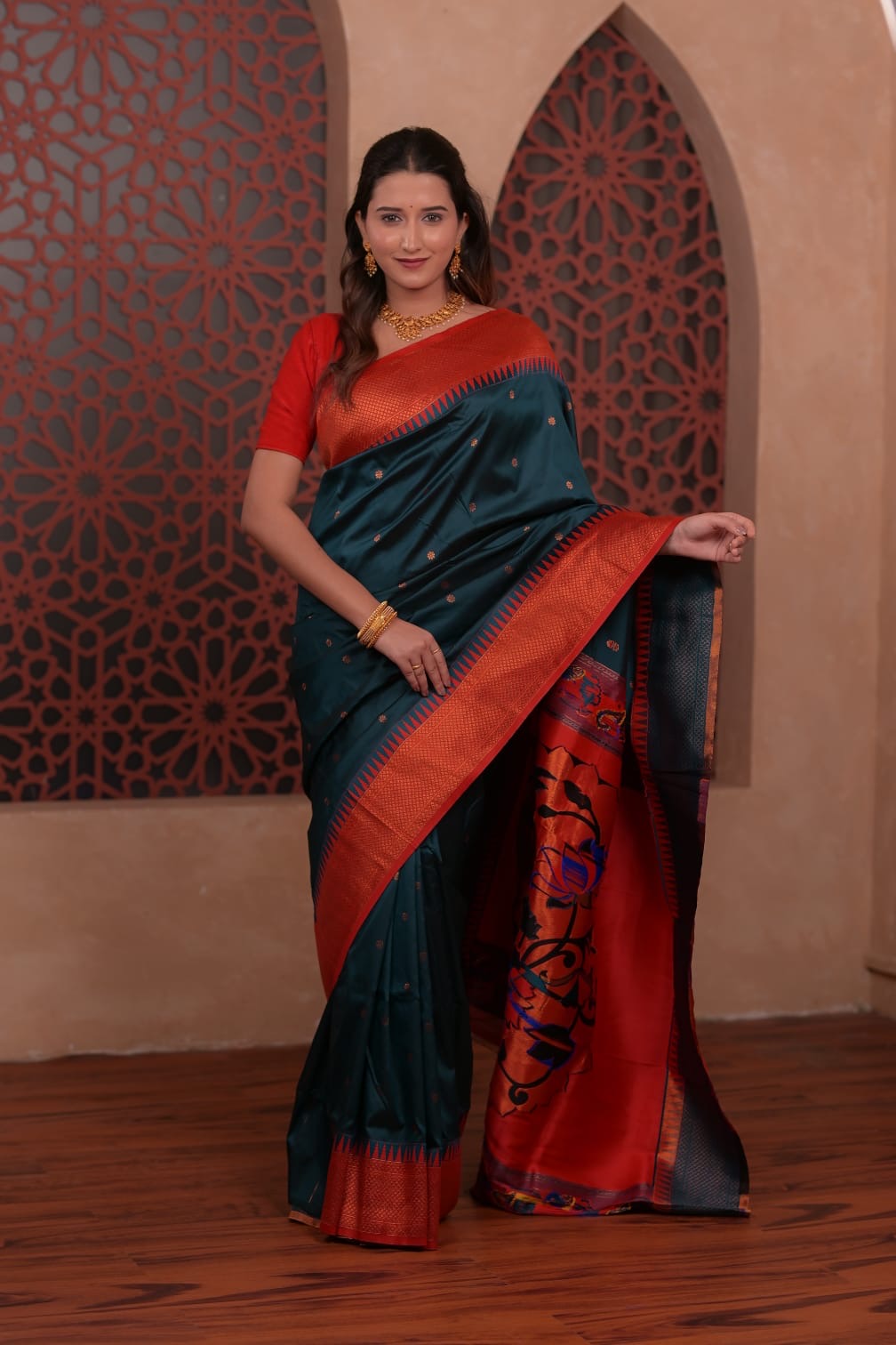 SKP17 - Samruddhi kadiyal Paithani