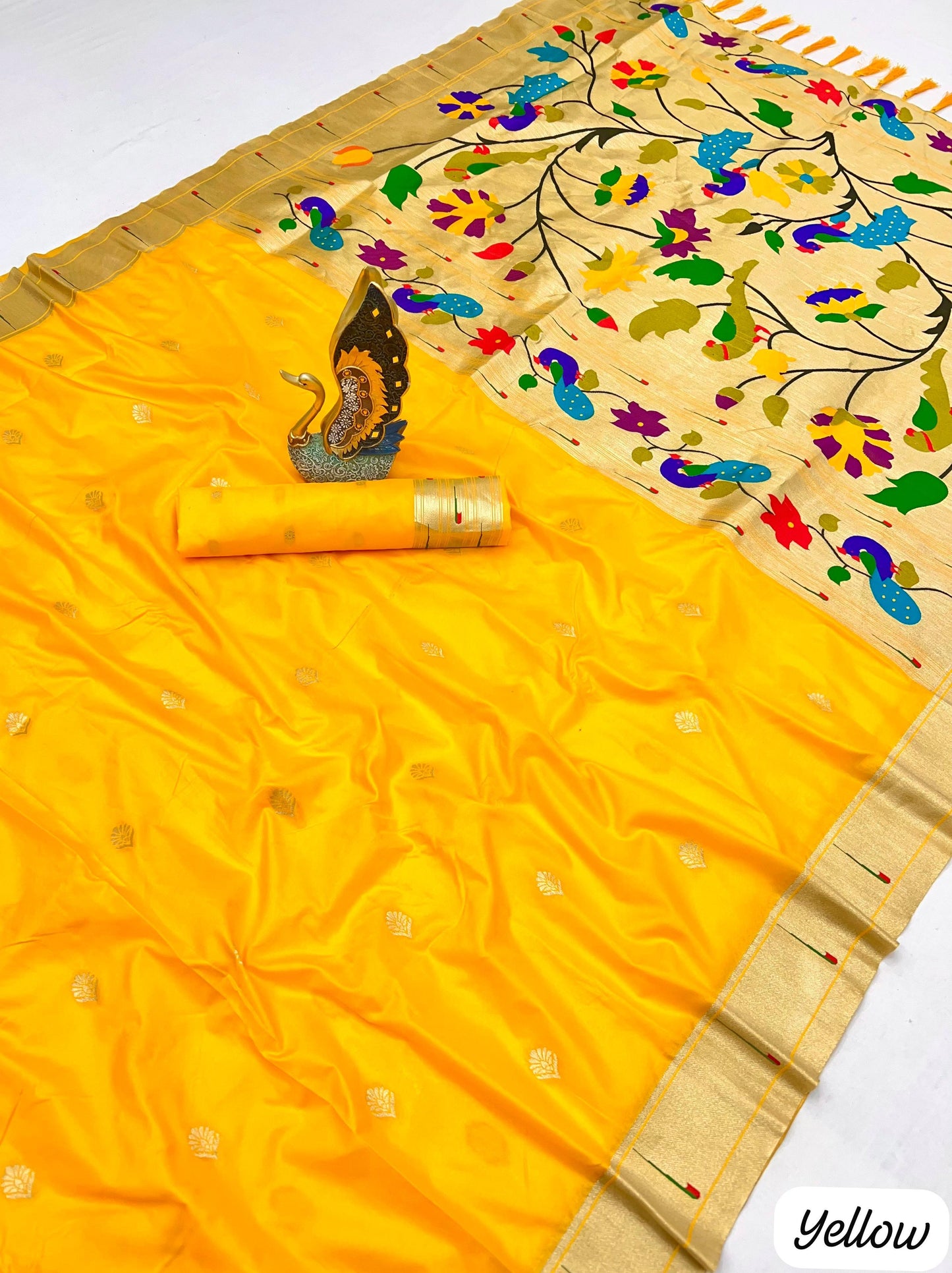 Fancy Muniya Paithani