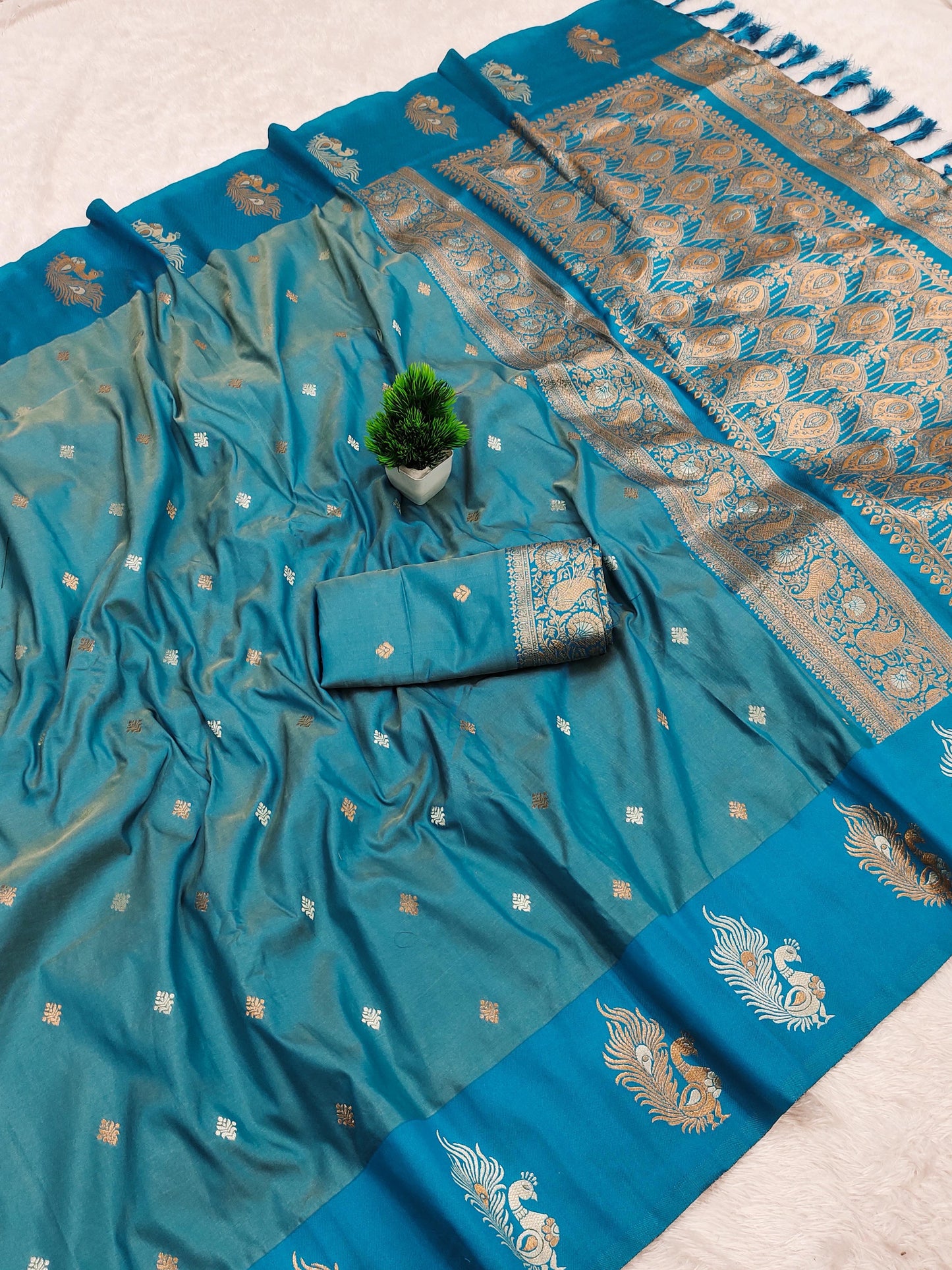 Kartiki Brocade Paithani
