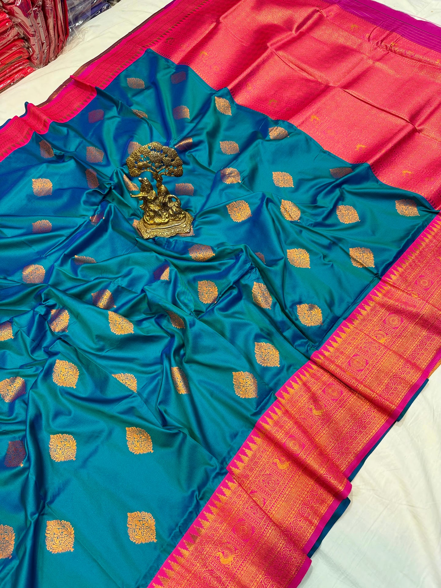 AKSP1 South Kanjiwaram Paithani