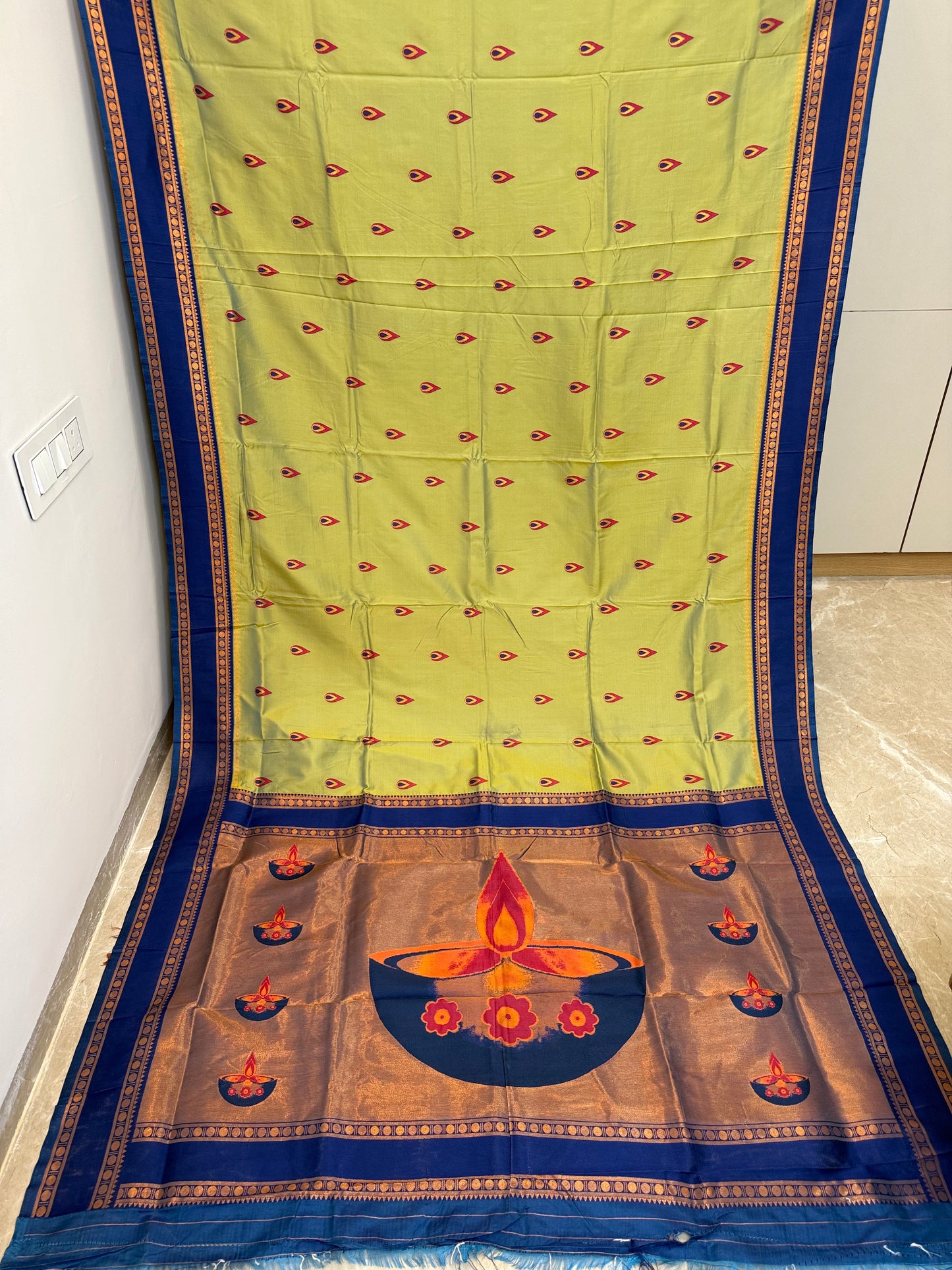 ADSS Diya Pallu Silk Saree !