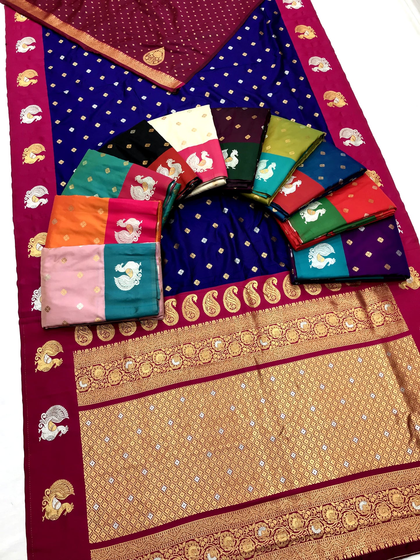 Peacock Motif Border Paithani