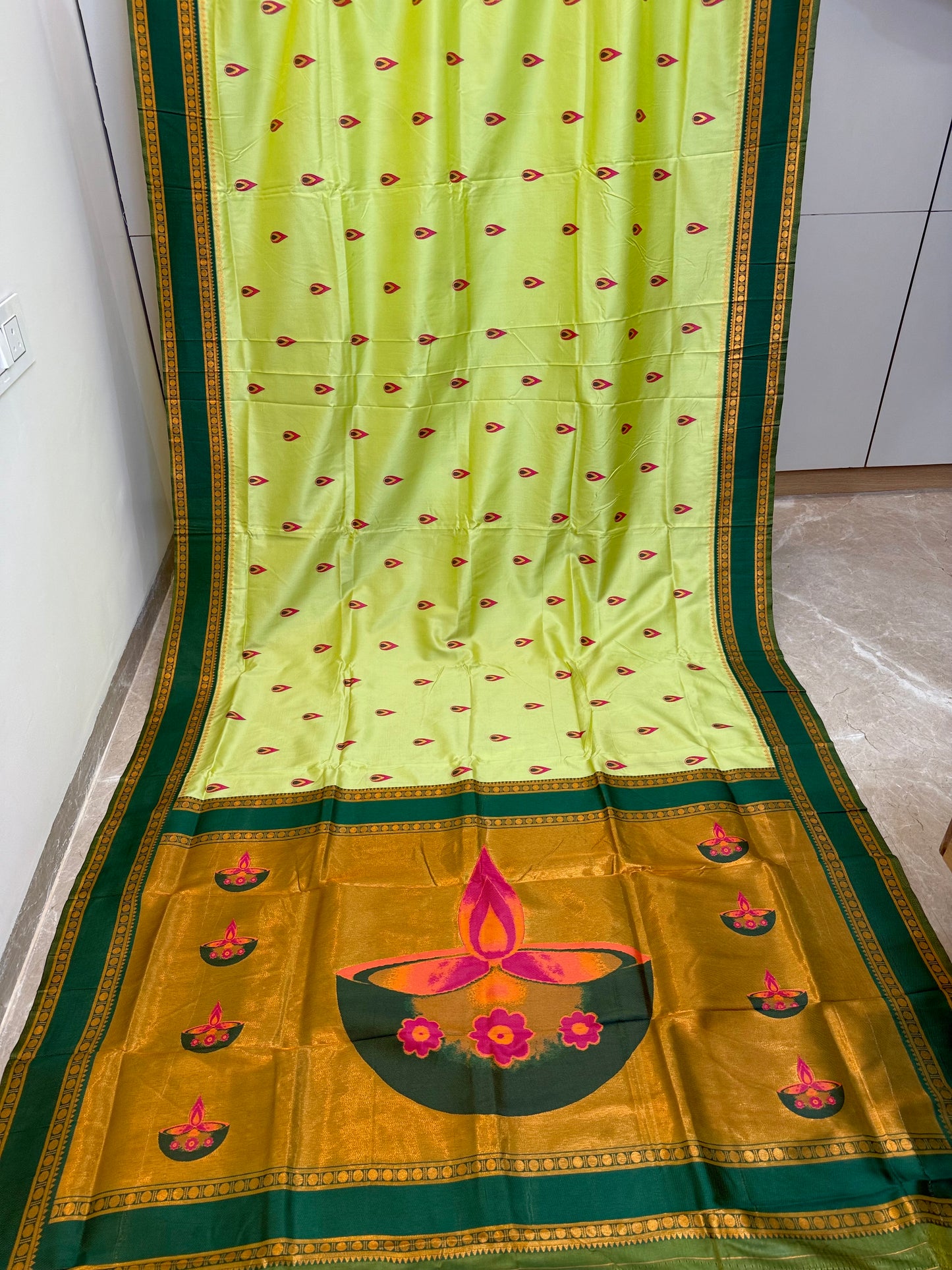ADSS Diya Pallu Silk Saree !