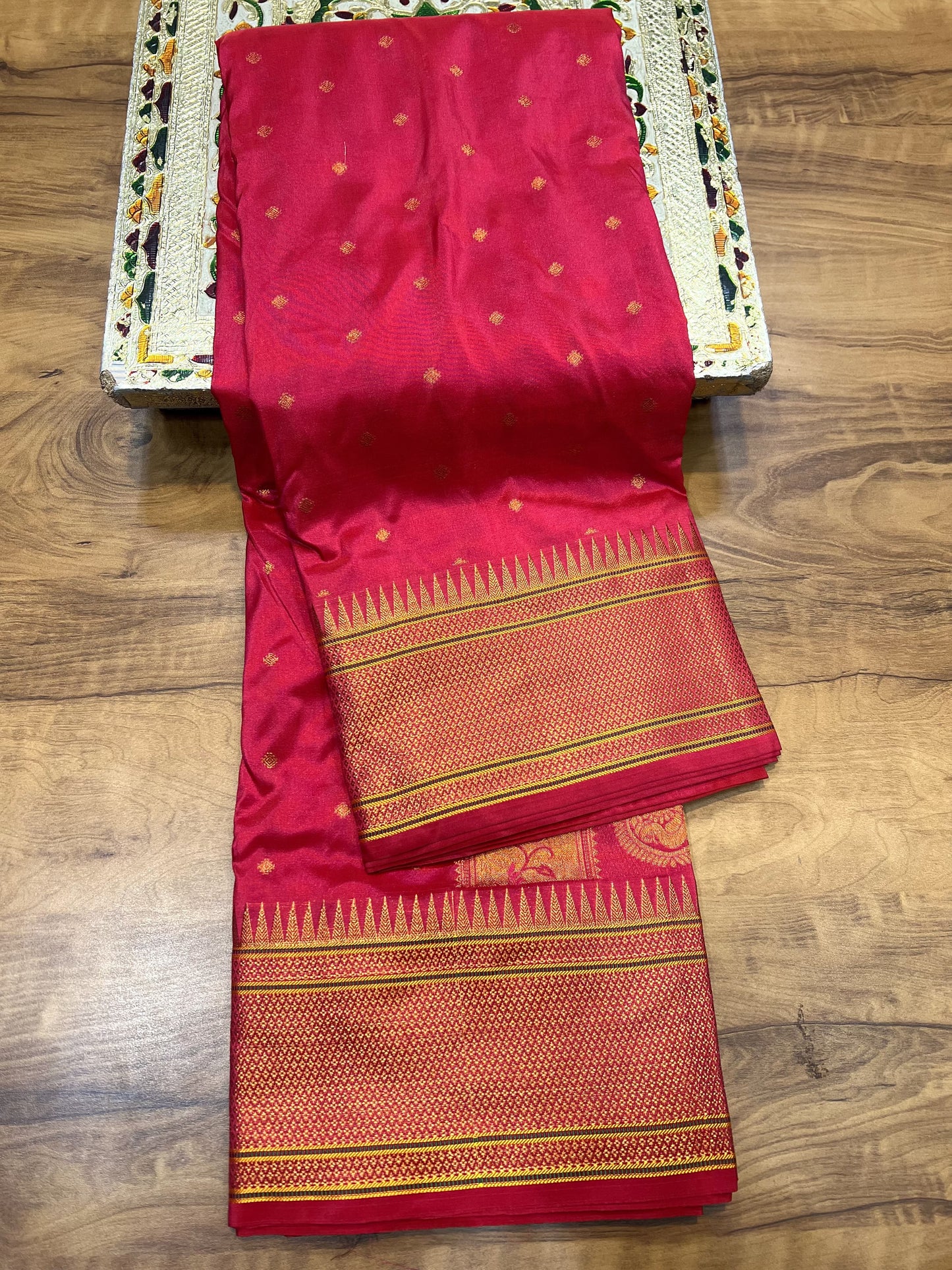 KLTS02 - Kalanjali Paithani