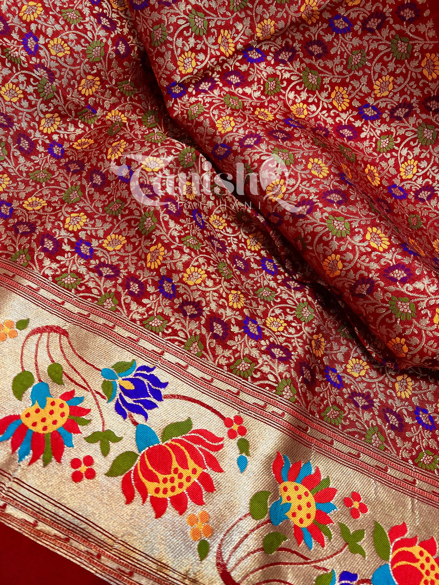 Rapier soft silk Lotus Brocket Paithani-Off white Color